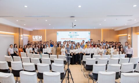 Tọa đàm “UEH 50 năm – Những câu chuyện làm nên hạnh phúc”: Lắng nghe và lan tỏa giá trị hạnh phúc trong môi trường đại học